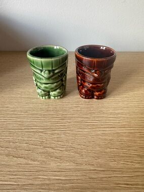 Tiki Ceramic Shot Glasses - Green and Brown Set